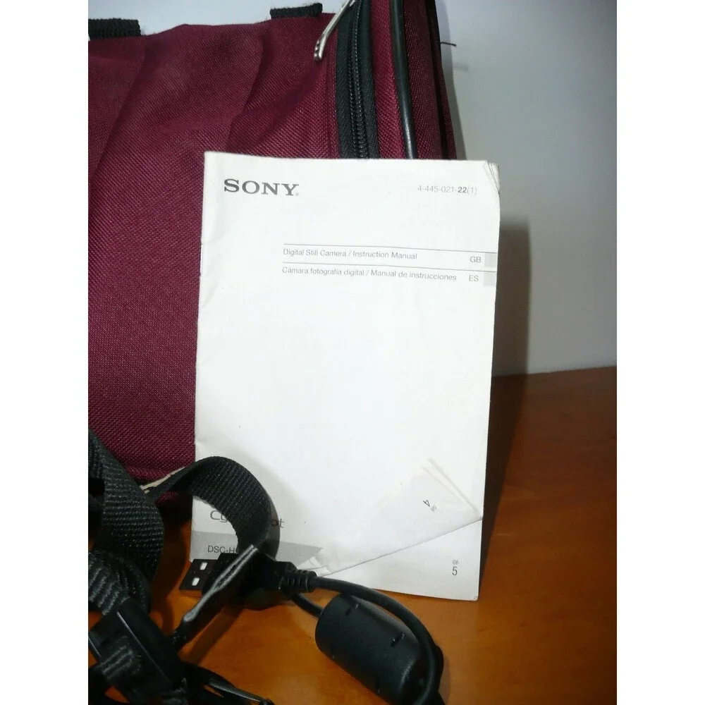 Sony Cybershot DSC-H200 Digital Camera 20.1 Mega Pixels & Case WORKS EUC